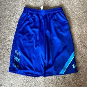 Boys under armor shorts - size YLG